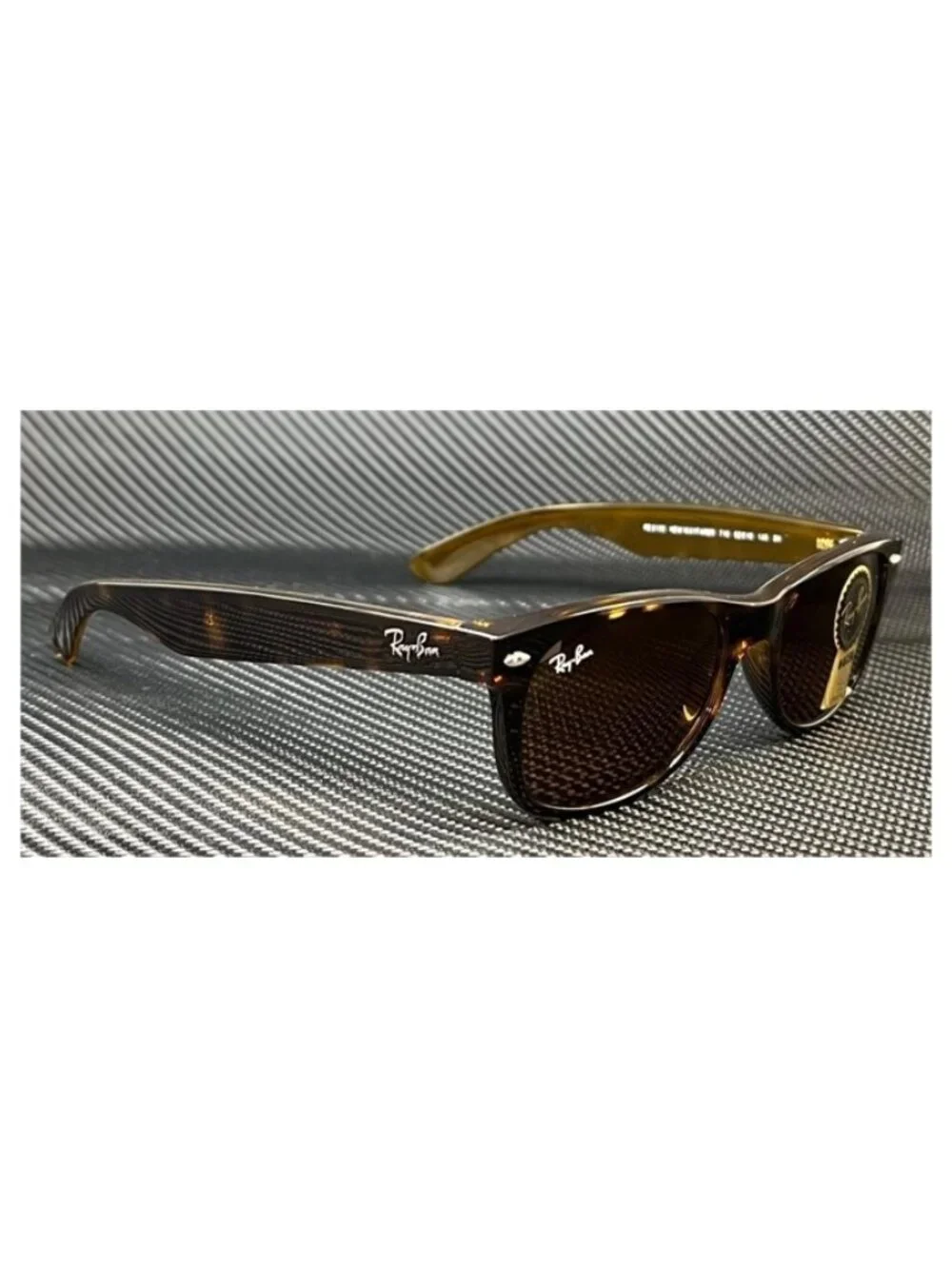 Ray-Ban new tags
